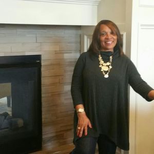 Meet your Posher, Agnes